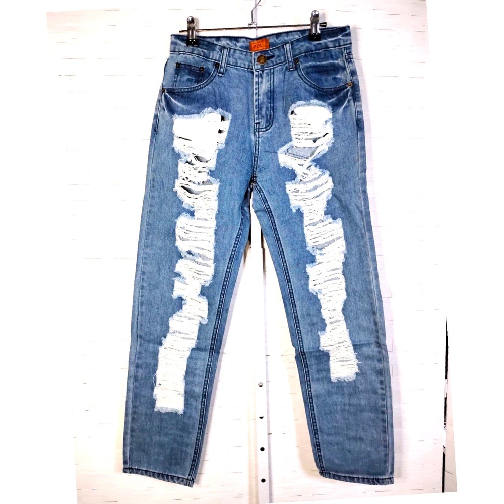 POL Medium Wash Distressed  Boyfriend Jeans Size Small‎